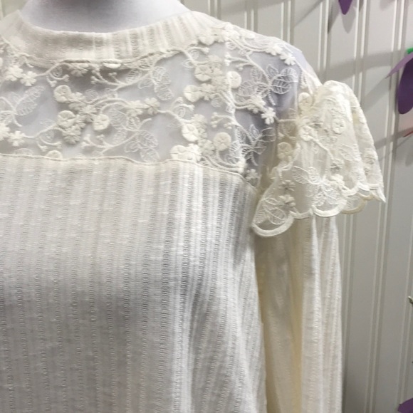 Sz XL Spring Cream Lace Flutter Sleeve - Picture 9 of 16